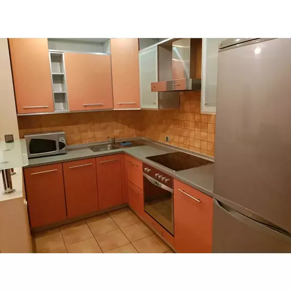 Васильківська 18 куплю 2-кімнатну квартиру з ремонтом