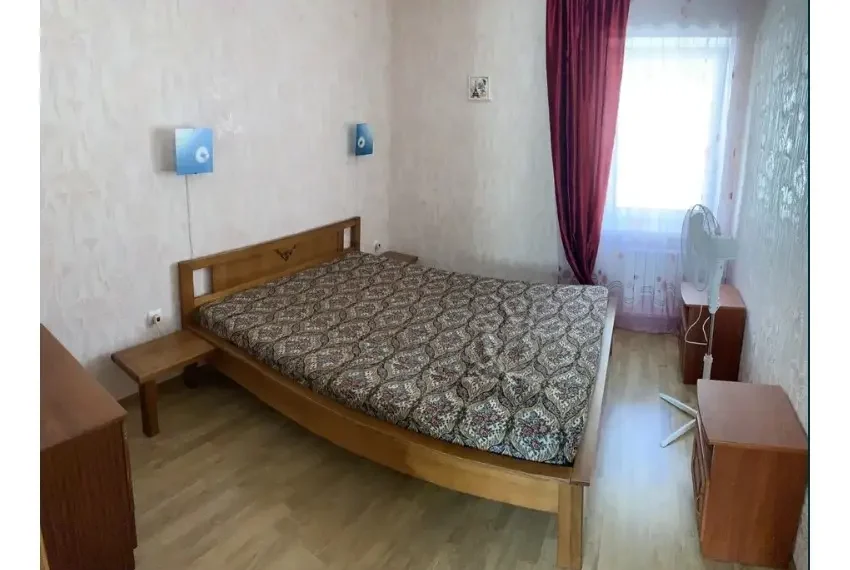 Оренда будинку ОЧБ-9358 Промислова Бортничі ліжко