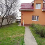 Зняти будинок за містом