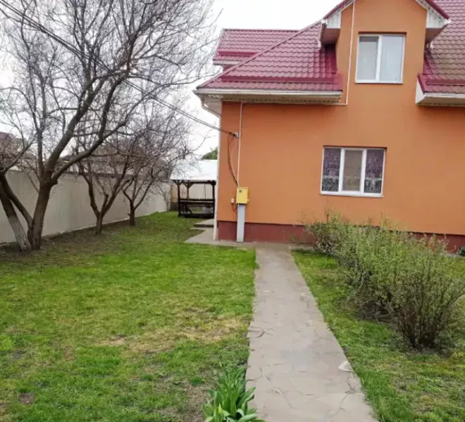 Зняти будинок за містом