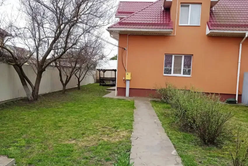 Зняти будинок за містом