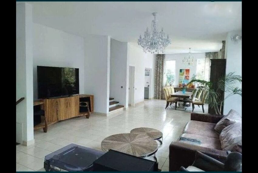 сайт Вулиця Кучмин Яр 57