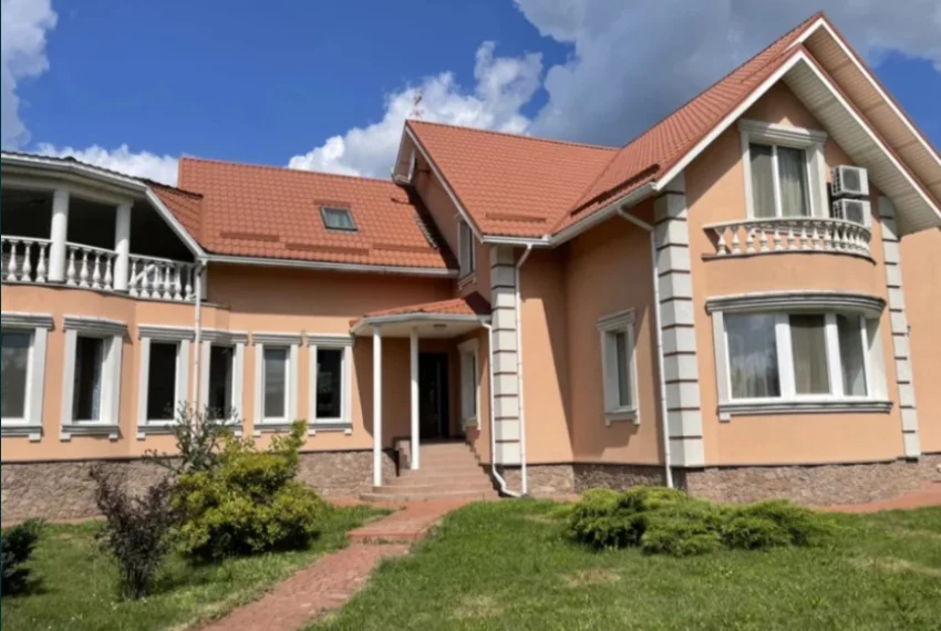 будинок фото 1 Стоянка ОБ-8792