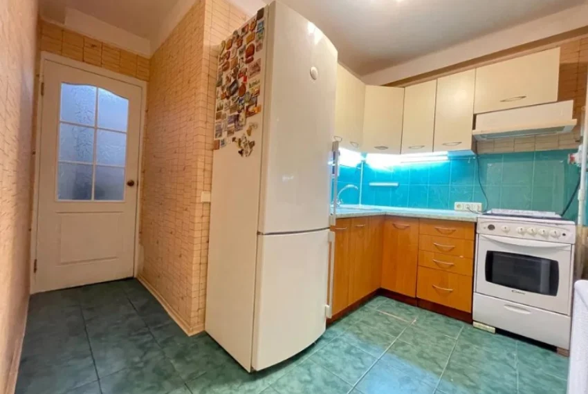 Купити 3 квартиру Йорданська 22 П3-7975 - кухня