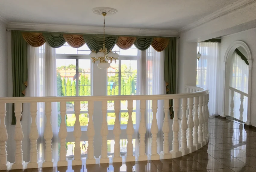 Оренда будинку біля Києва Лісники ОБ-6863 Балкон