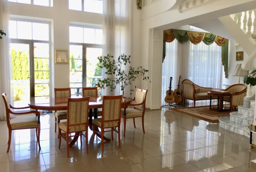 Оренда будинку біля Києва Лісники ОБ-6863 Кухня вітальня