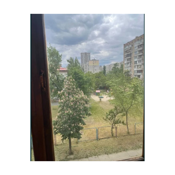 Купити квартиру Київ пр Оболонський 7Б П2-1318 - вид із вікна