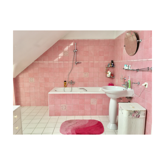 Оренда будинку біля Києва Лісники ОБ-6863 ванна кімната розова