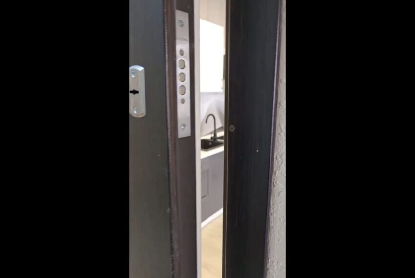 Купити 1 кімнатну квартиру Максимовича 24Б