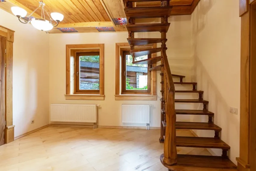 Оренда будинку Бойова ОБ-5525 Східці