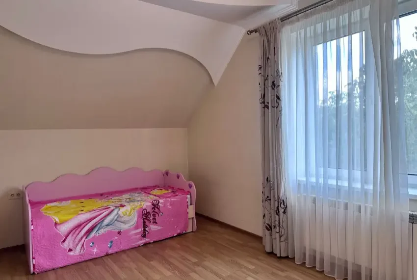 Оренда будинку Осокорки 250кв ОБ-6587 Дитяча