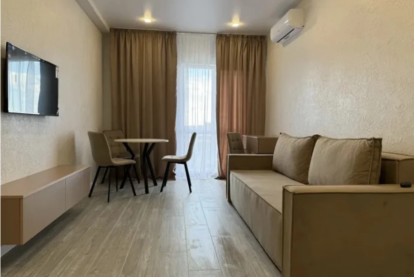 Продаж 1 квартири Максимовича 28Е П1-3301 Диван на кухні