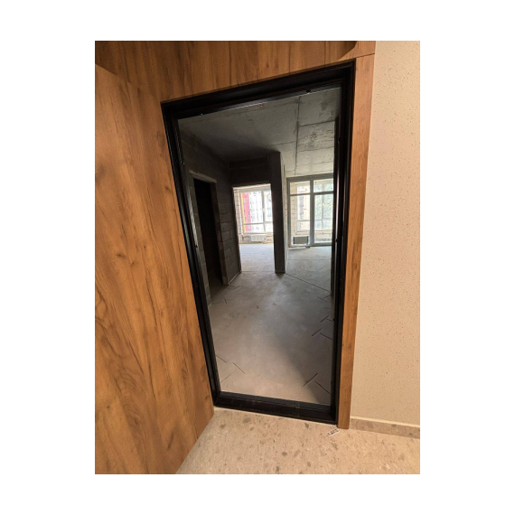 Купити 1 квартиру Столичне Шосе 3А П1-1636 Вхід