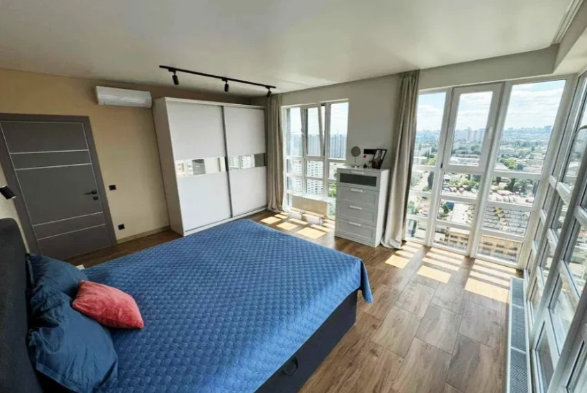 Прода дворівневої квартири Гулака 4 ПД-6730 Спальня 1 фото 2