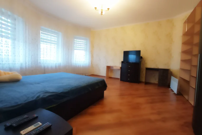 Зняти будинок біля Києва Доброго Дуба Спальня 2