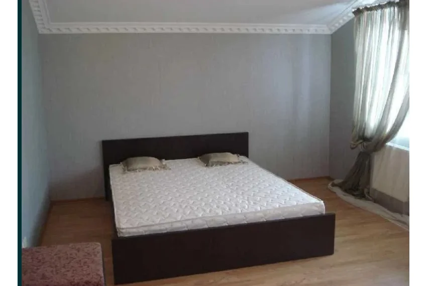 Оренда будинку Продольна 1 ОБ-5126 Спальня 2