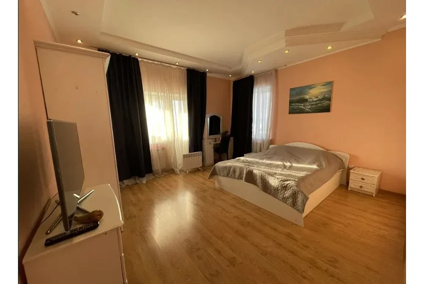 Оренда Дуплекса Виноградна 1 ОД-9132 220 кв.м Спальня 2