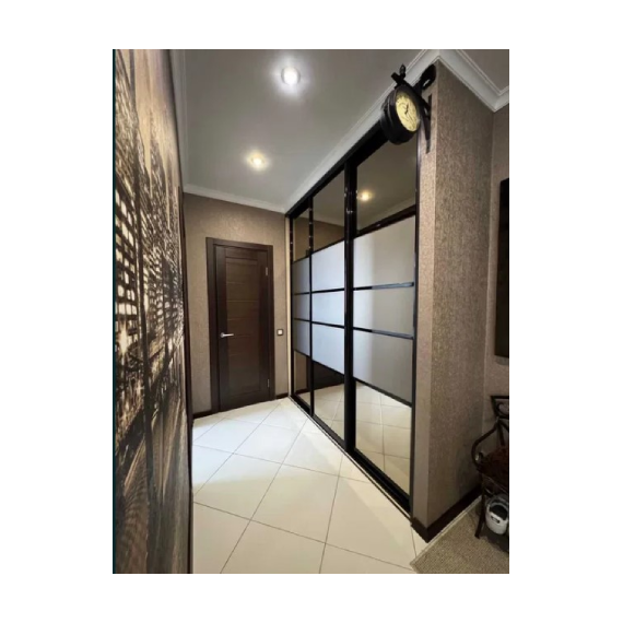 Продаж квартири П2-5961 Коридор