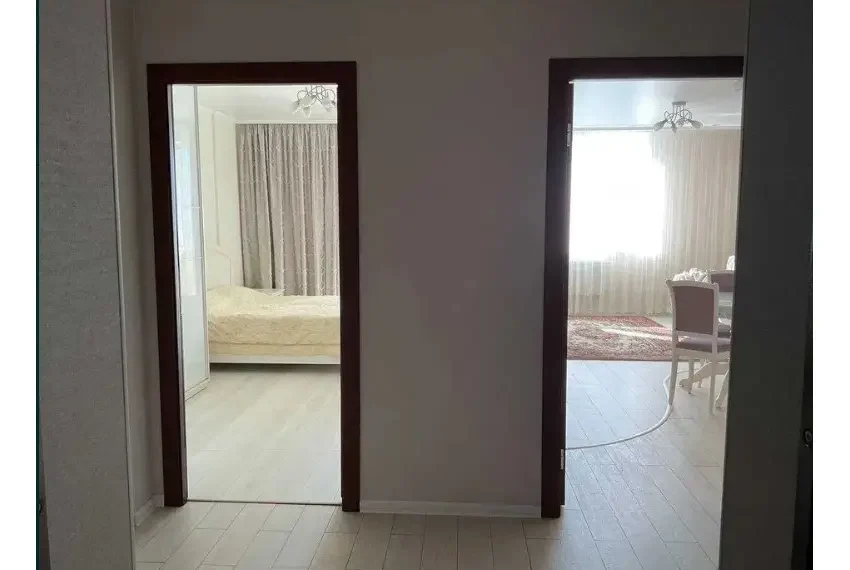 Купити 1 квартиру Теремківська 3 П1-2180 Вхід до спальні кухні