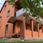 Оренда будинку Берківці