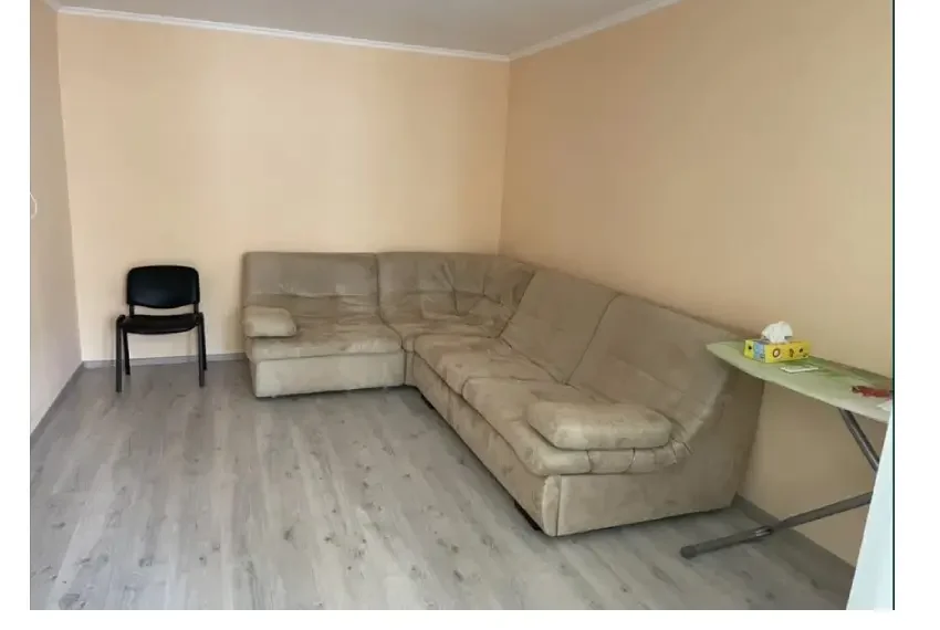 Подаж 2 к кв Заревського 97А П2-6777 Кімната 1