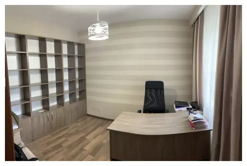 Оренда будинку Троєщина ОБ-0697 Кабіне