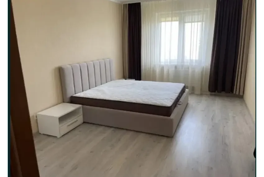 Подаж 2 к кв Заревського 97А П2-6777 Спальня