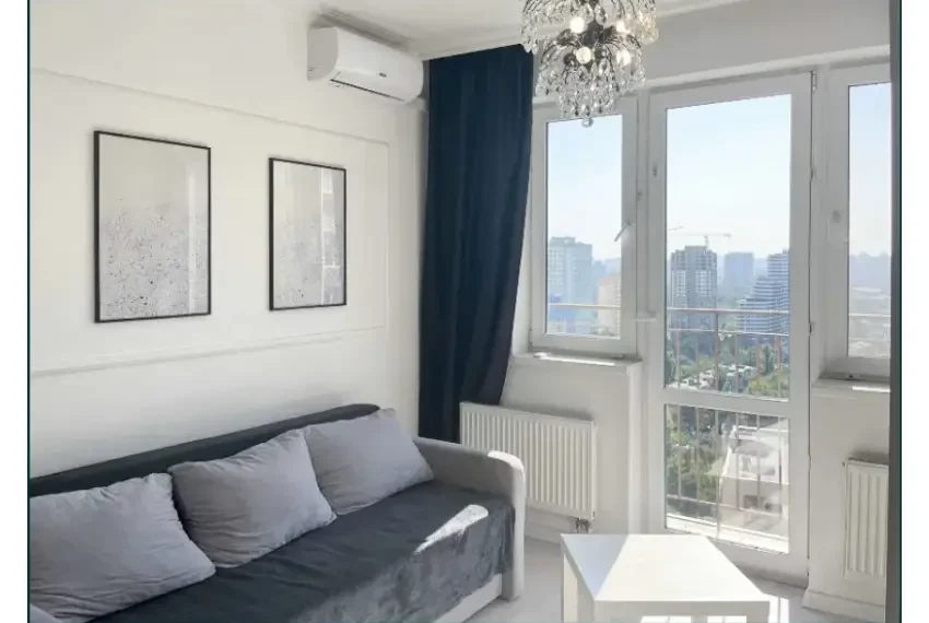 Продаж 2 кв Навої 69 П2-4447 Диван