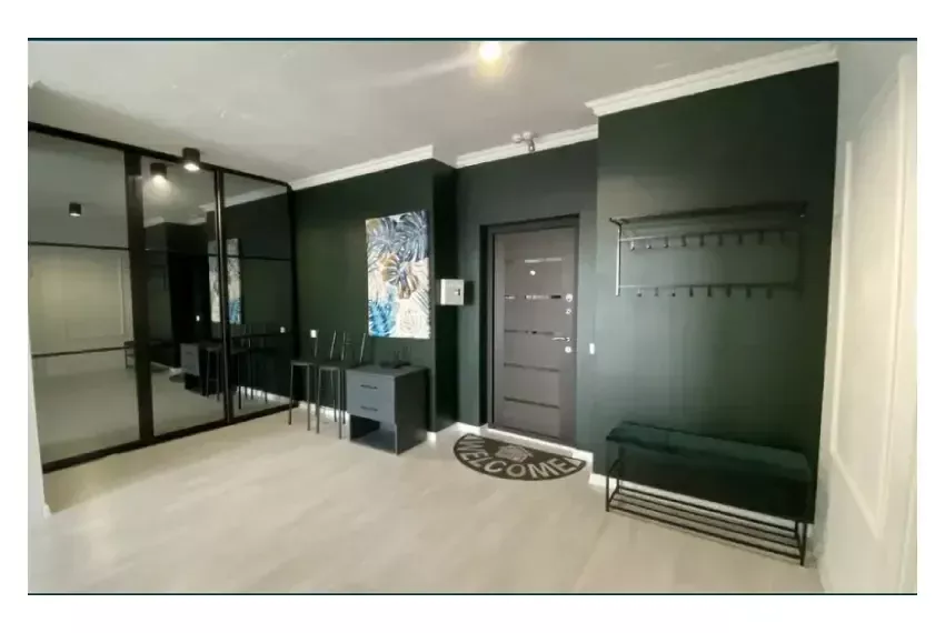 Продаж 2 кв Навої 69 П2-4447 Вхід