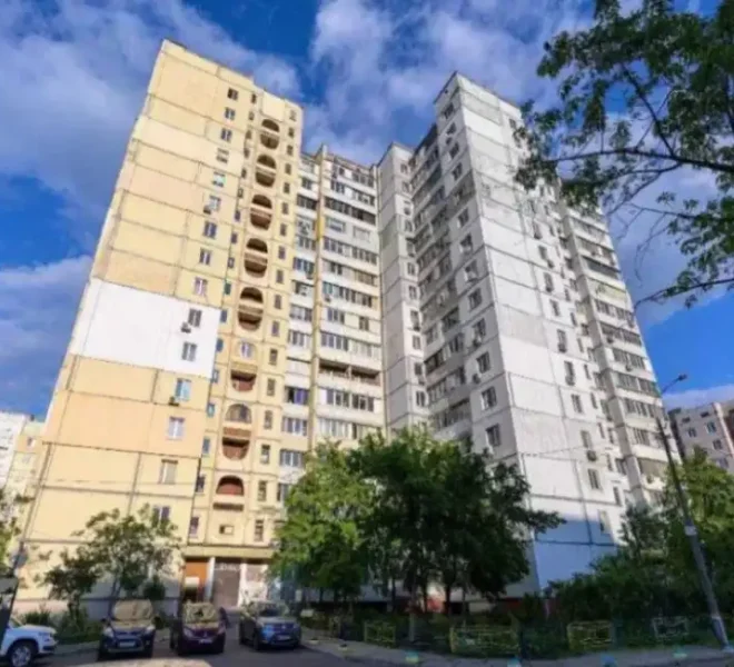Купити 2 к кв вул Йорданська 11Г