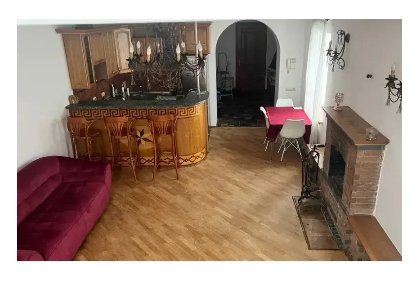 Оренда будинку Красилівська ОБ-3830 Камін