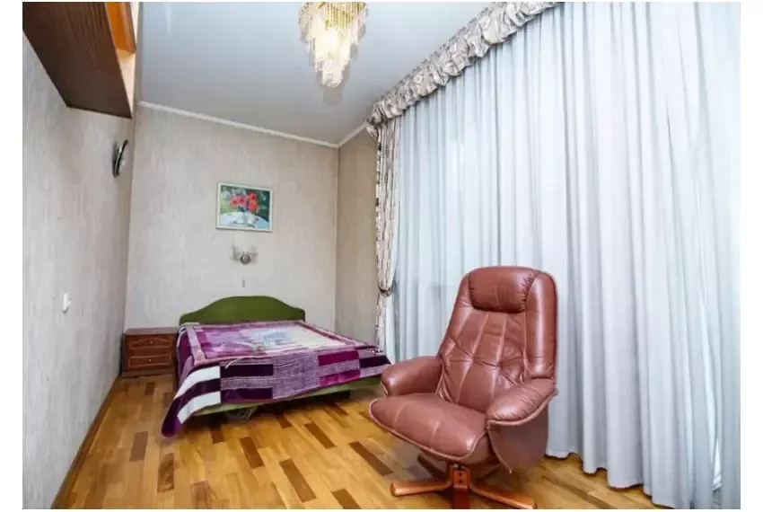 Оренда будинку Їжакевича ОБ-3055 Спальня 3