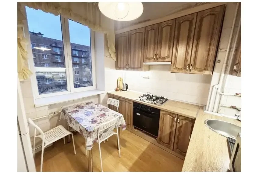 Продаж 2 к квартири Г Оборони 3 П2-6098 Кухня ф 3