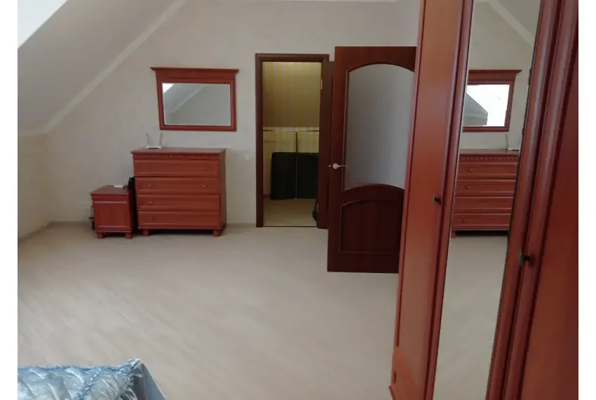 Оренда будинку Щасливе Спальня 2 ф 2