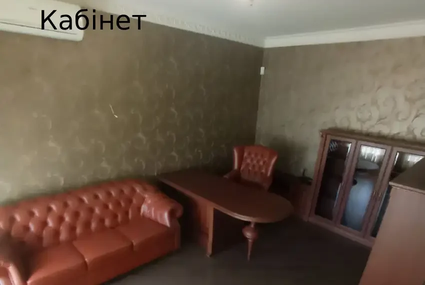 Оренда будинку Садова 139 ОБ-1238 Кабінет