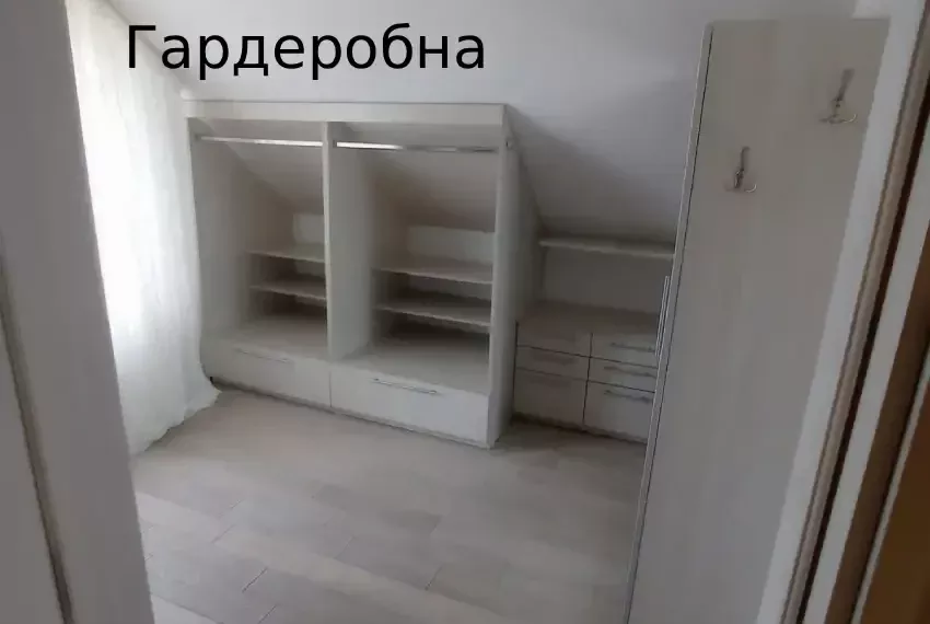 Оренда будинку Садова 139 ОБ-1238 Гардеробна