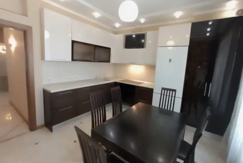 Продаж 1 кв квартири Верхогляда 14 П1-1512 Кухня ф 2