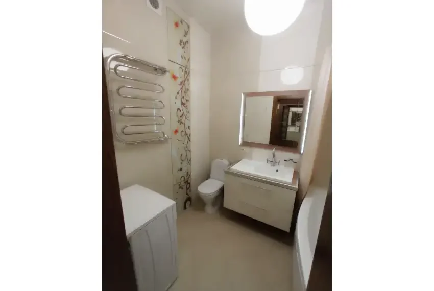 Продаж 1 кв квартири Верхогляда 14 П1-1512 Санвузол (1)