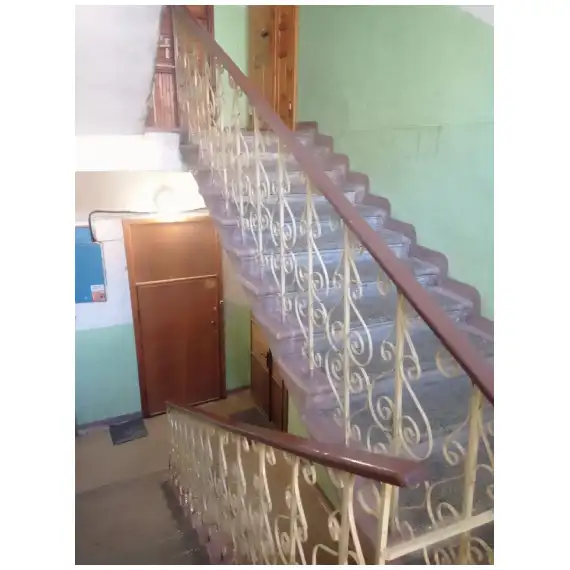 Продаж 4 к кв Волоська 37а підїзд