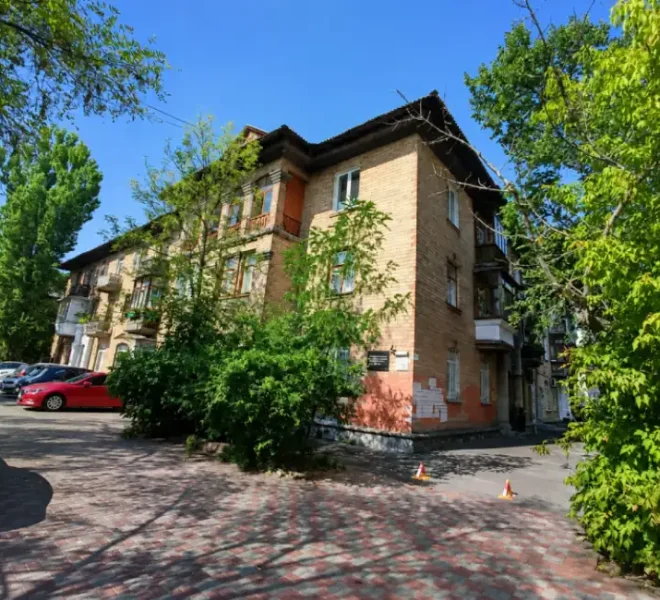 Продаж 2 к кв білокур 2_8 Головна
