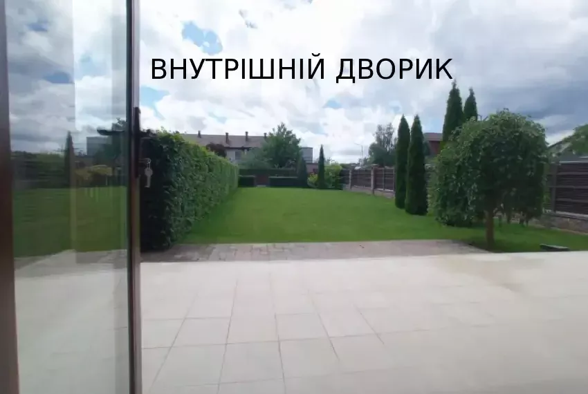 Оренда Тауна Лагуна 7470 Внутрішній дворик